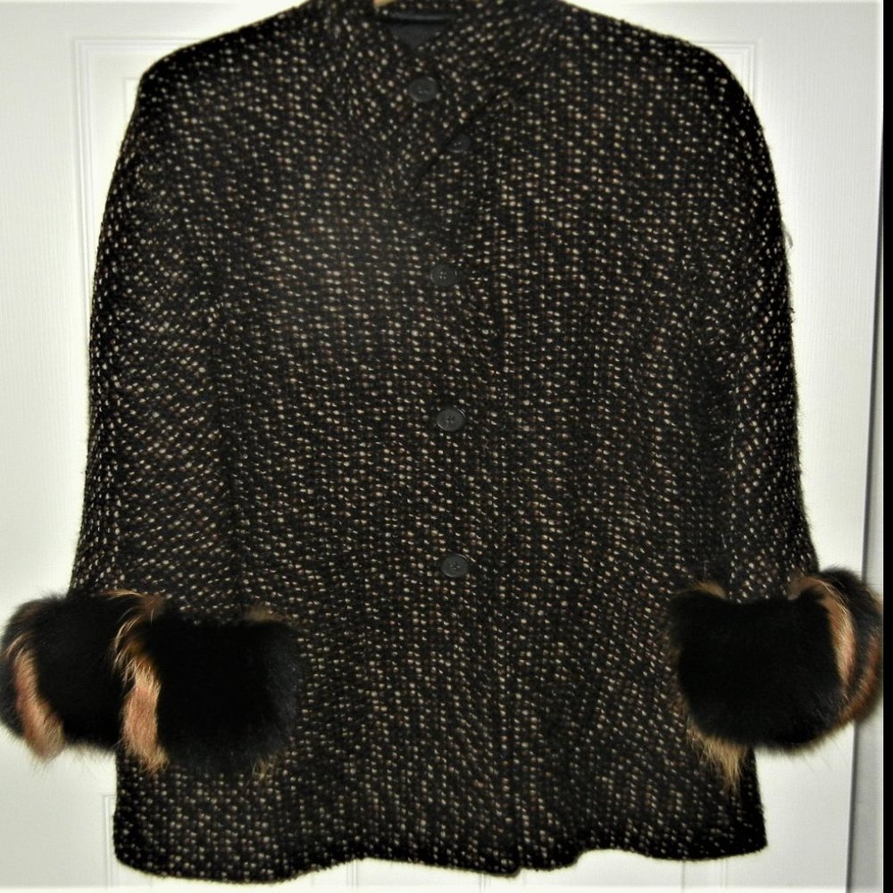 YELL Tweed Wool Button-Up Jacket Alpaca Fur Cuffs Size 6 HEAVY NO BUNDLING